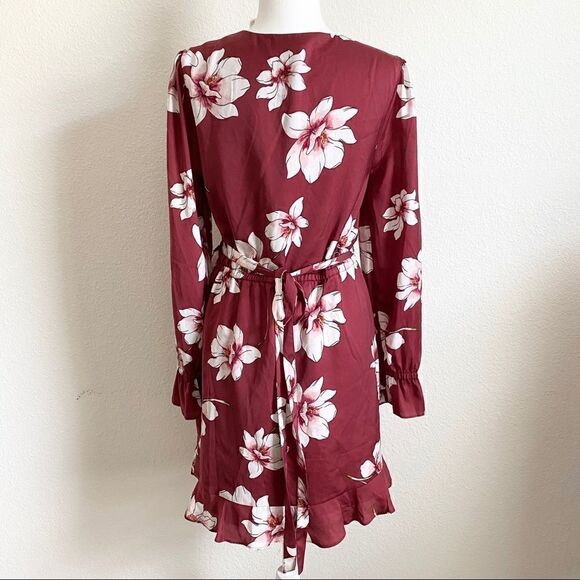 CUPCAKES and Cashmere Jarrett Red Floral Ruffle Wrap Hawaiian Dress Women’s M - Picture 7 of 10